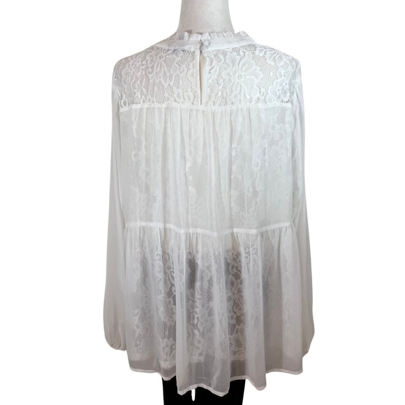 Torrid New Lace With Chiffon Overlay Blouse Cloud Dancer White Plus 2 18 20 2X - Picture 14 of 15